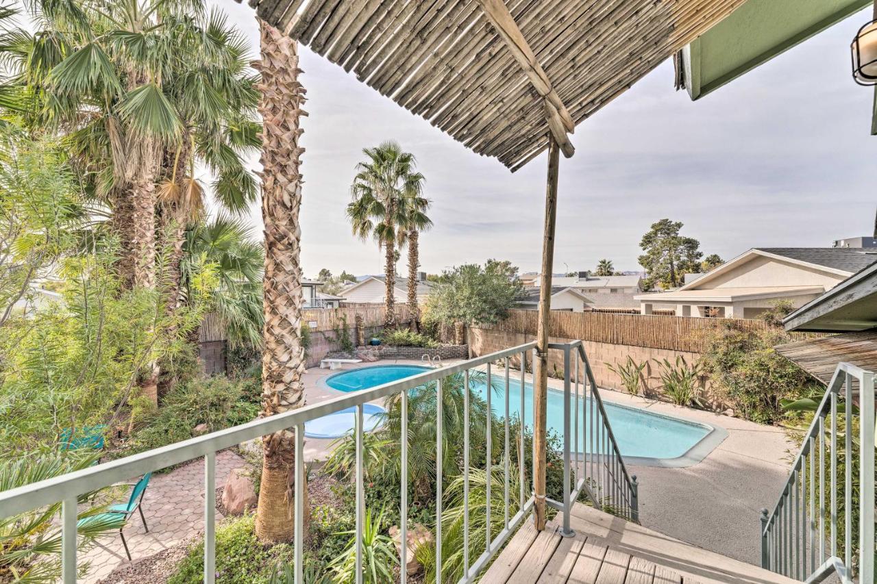 Vegas Oasis With Pool And 7 Miles To Strip Hébergement de vacances *